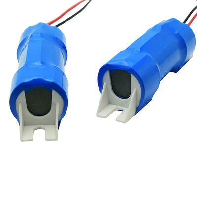 IFR 3300mAh 3.2 فولت 26650 بطاريات نوع العصا LiFePO4 مع وحدة مثبتة جانبيا