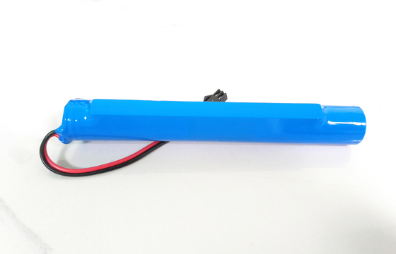 إضاءة الطوارئ القابلة لإعادة الشحن بطارية الليثيوم أيون ICR18650 2600 MAh 7.4V ((JST-SMP-2P ، UL1007 20 # ، 100mm)