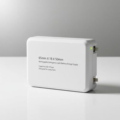 بطارية ضوء الطوارئ قابلة لإعادة الشحن 65 مم × 18 مم × 50 مم، عمر افتراضي متوقع 4 سنوات، مصممة للاستخدام طويل الأمد