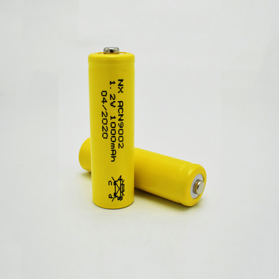 أصفر PVC 1.2 فولت خلايا بطارية Nicd قابلة لإعادة الشحن AA1000mAh نوع العصا