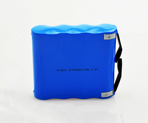18650 LiFePO4 خروج حزمة بطارية خفيفة جنبًا إلى جنب نوع 3.2V 6000mAh خلايا
